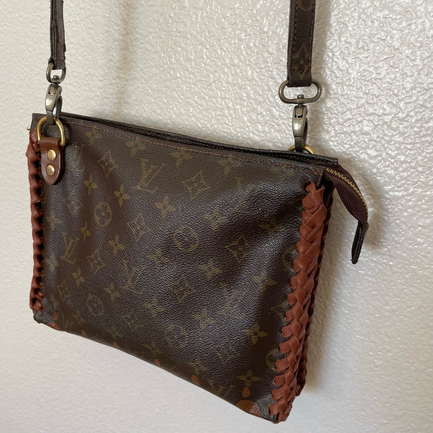 LRB Crossbody