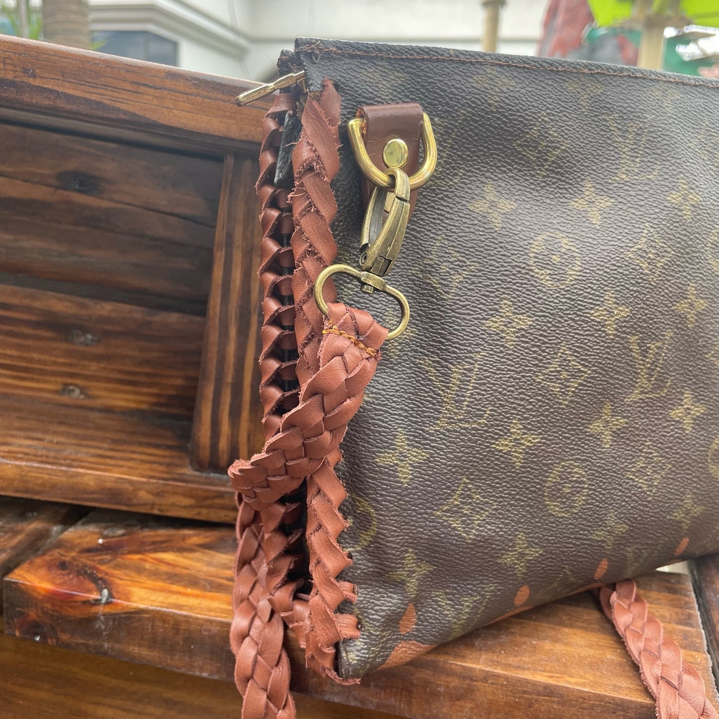 LRB Crossbody