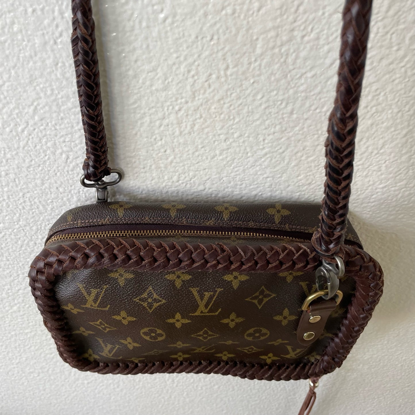 LRB Trousse 23 (monogram)