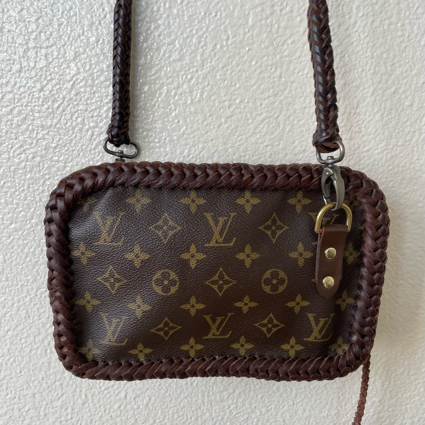 LRB Trousse 23 (monogram)
