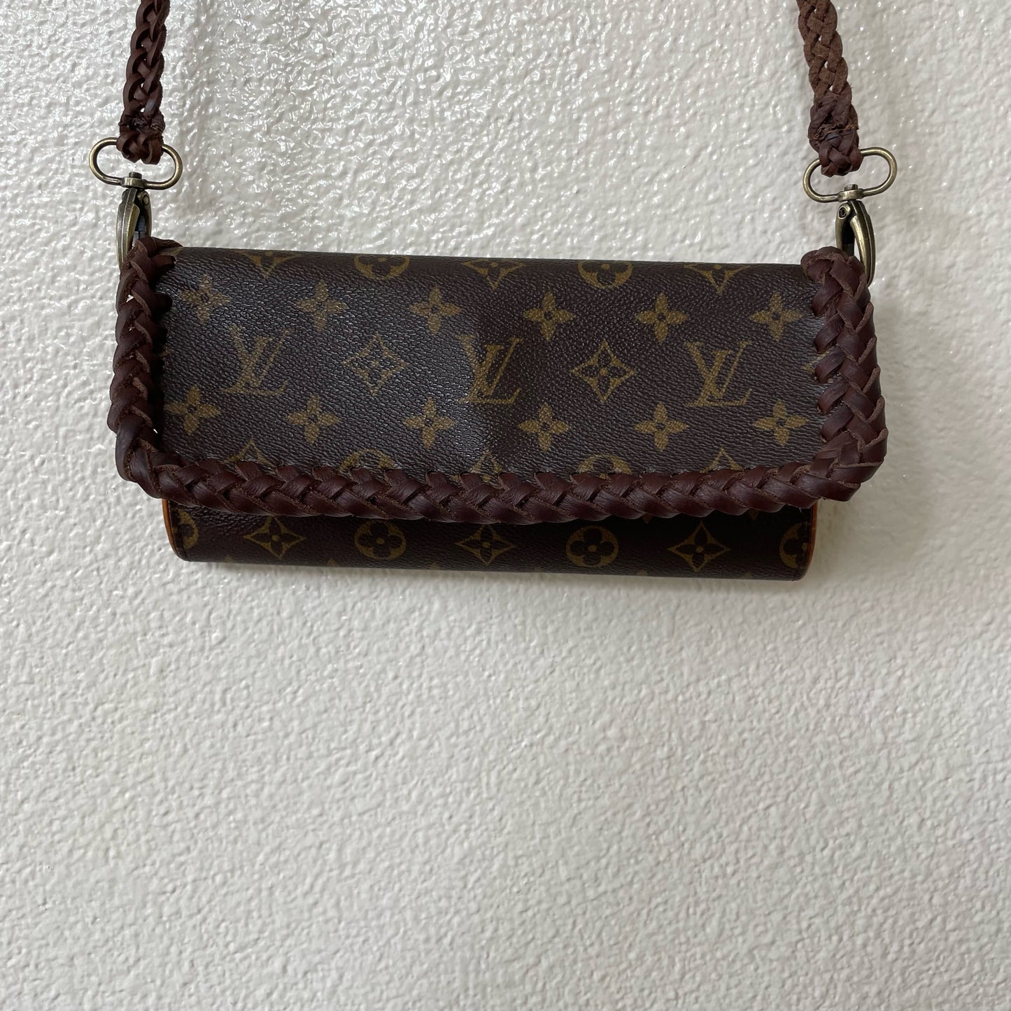 LRB Monogram Pochette Twin GM